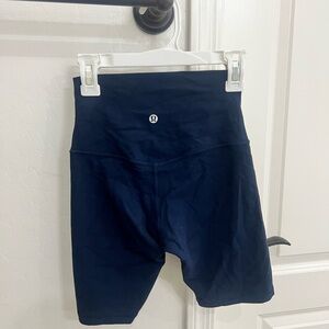 Lulu lemon Align shorts (navy blue)